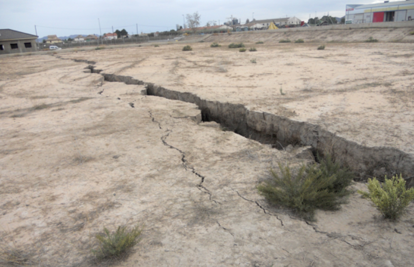 Figure 9. Piping phenomenon at the Los Soles spot in Puerto Lumbreras station.